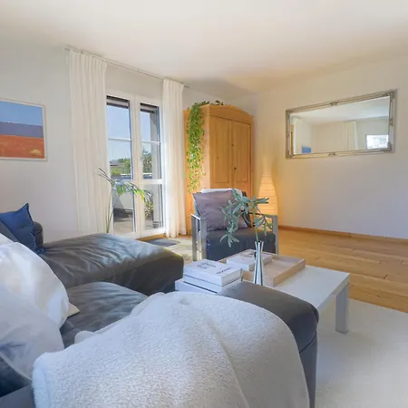 One-bedroom With Extra Mattress In Living 베른